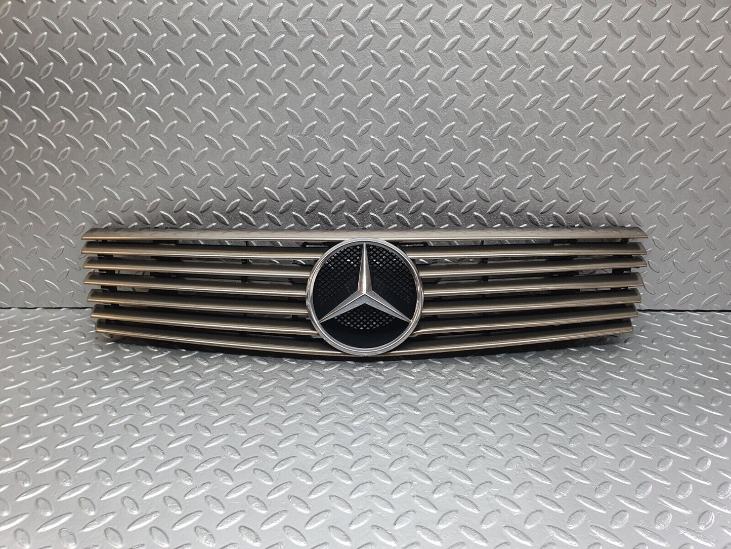 42175 Mercedes-Benz R129 320SL Coupe Bonnet Grill 1298800185