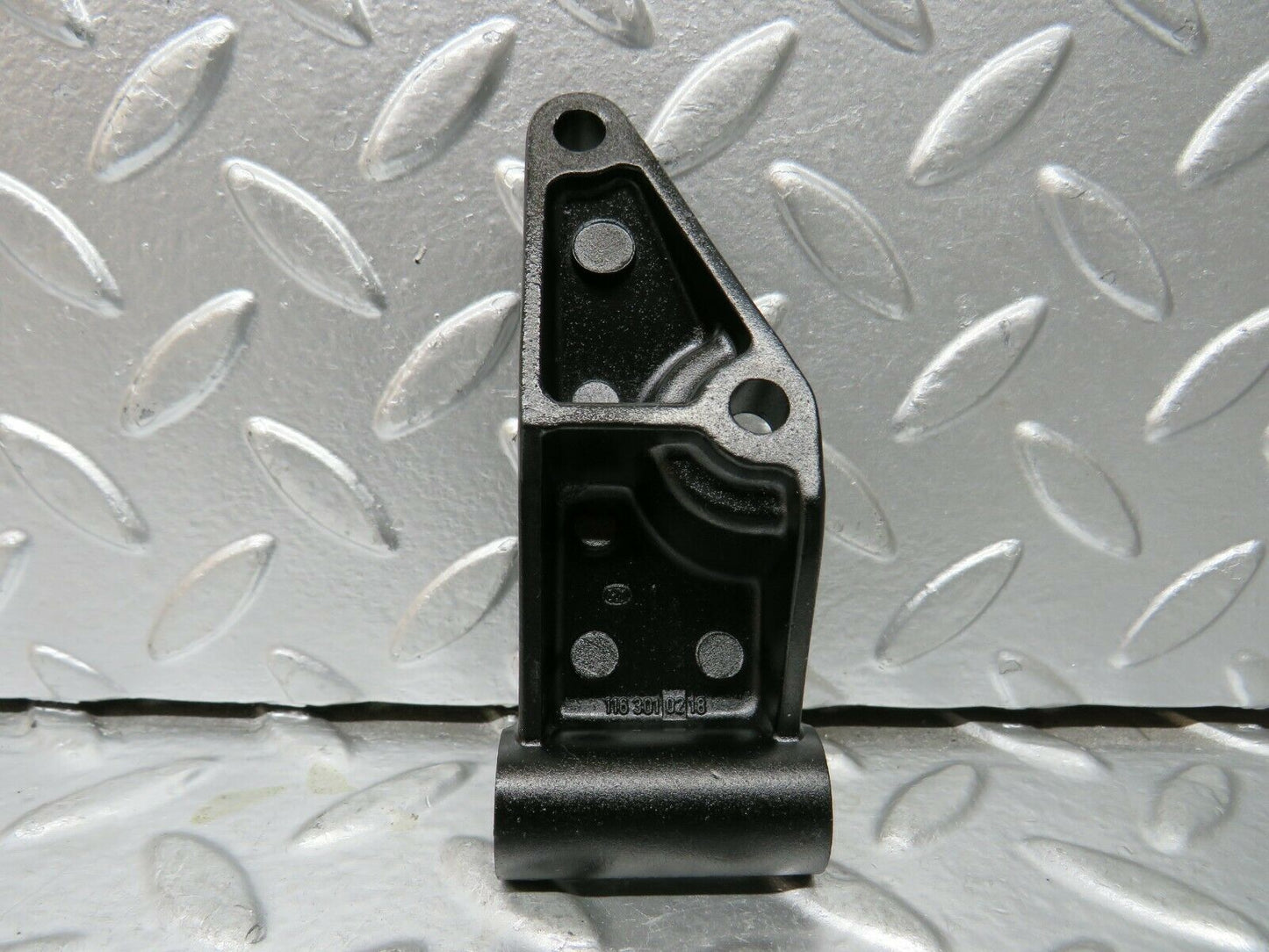 23424 Mercedes-Benz W116 350SE Accelerator Pedal Linkage Bracket 1163010218