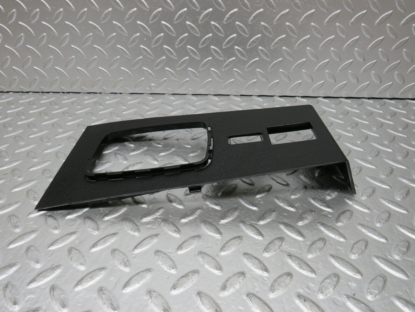 30987 Mercedes-Benz W123 200D Centre Console Panel 1236837736