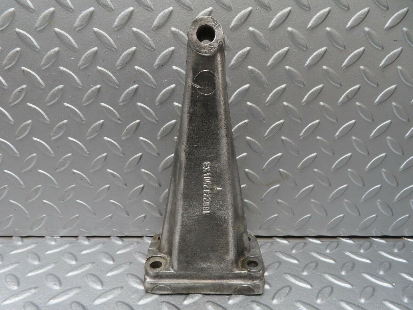 12813 Mercedes-Benz W111 220SE Engine Mount Bracket Right Side1802232504