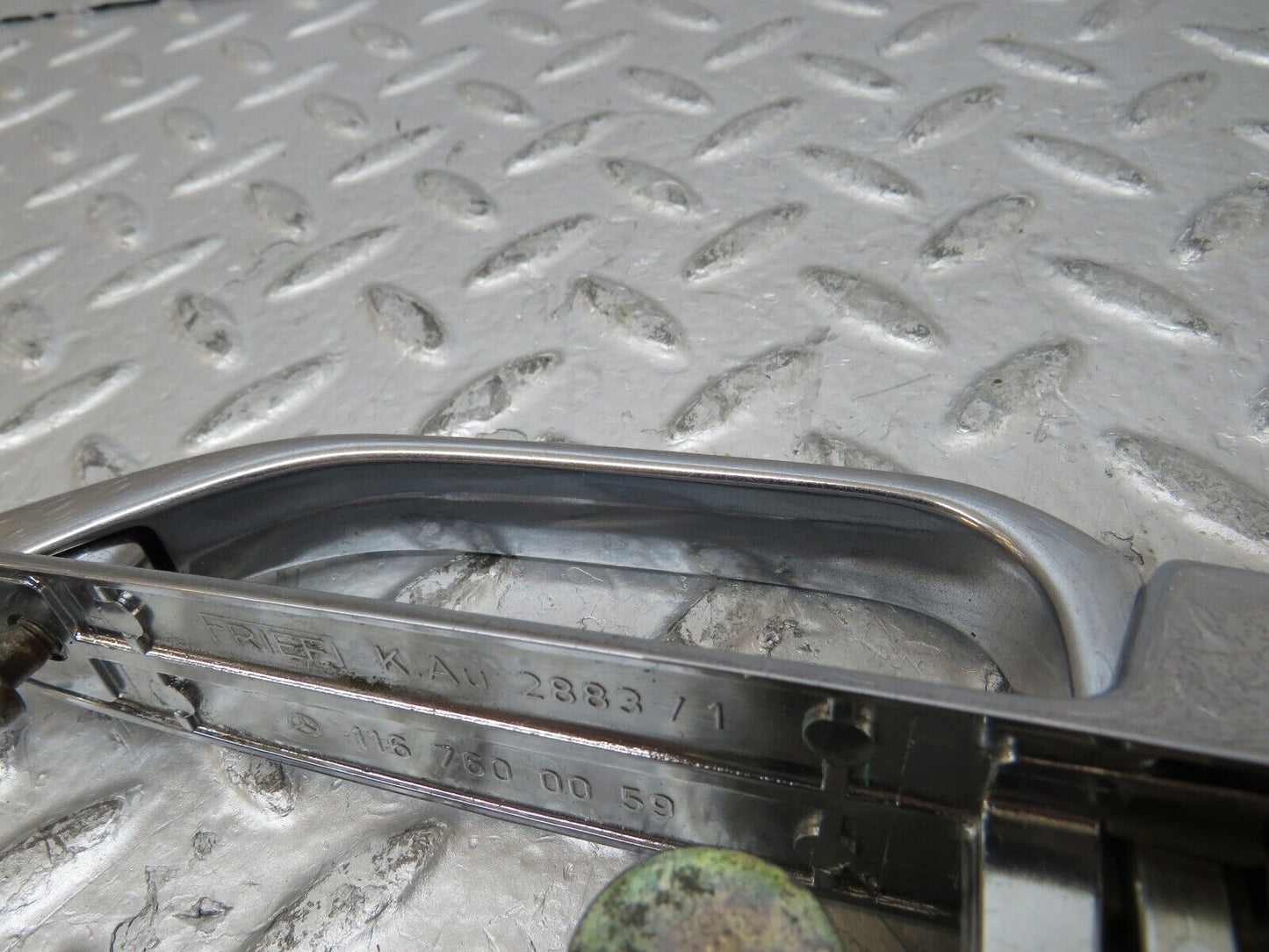 26082 Mercedes-Benz W116 450SE Chrome Door Handle Rear Right No Key 1167600059