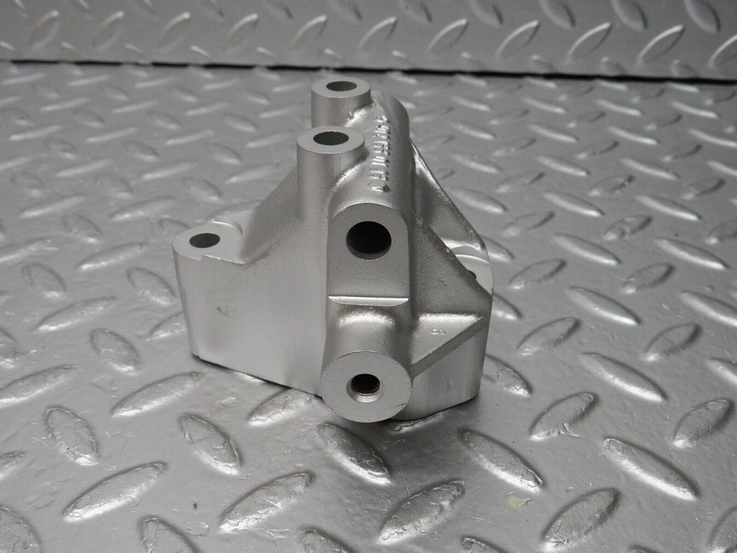30903 Mercedes-Benz W201 190E 2.0L Alternator Holder Bracket 1021550135