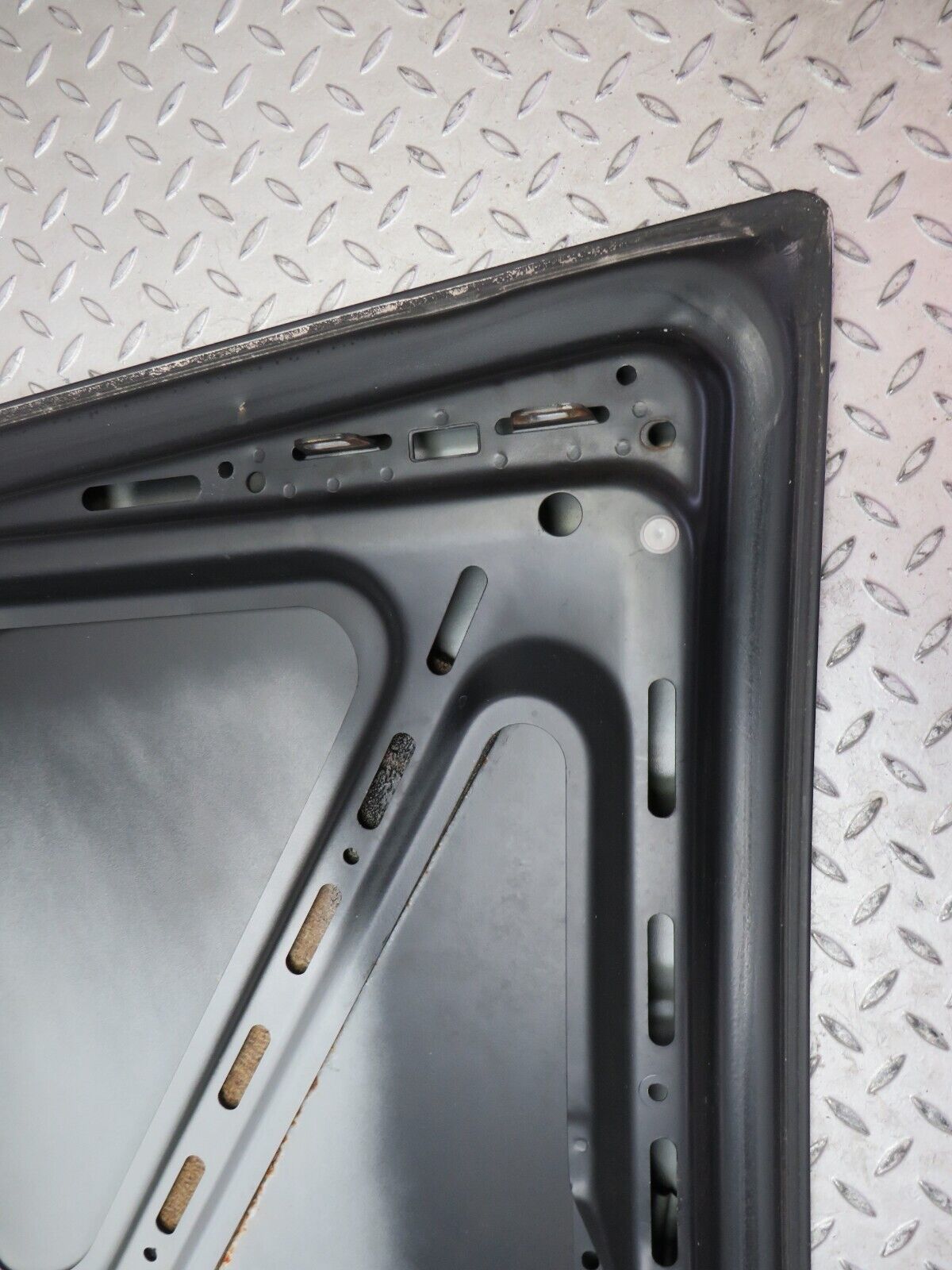 39538 Mercedes-Benz R129 320SL Coupe Boot Lid Trunk Door
