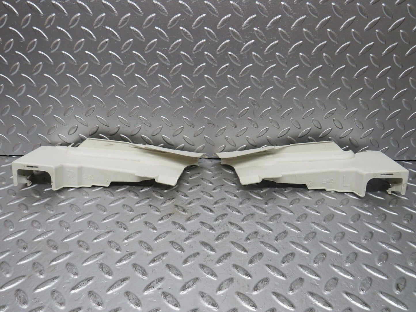 27507 Mercedes-Benz S124 300TE Fr. Door Lock Cover Pair 1247231808 1247231708
