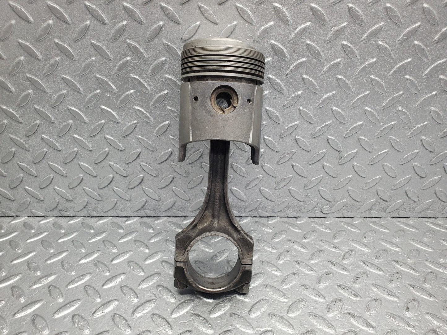 W112 piston with connecting rod used OEM