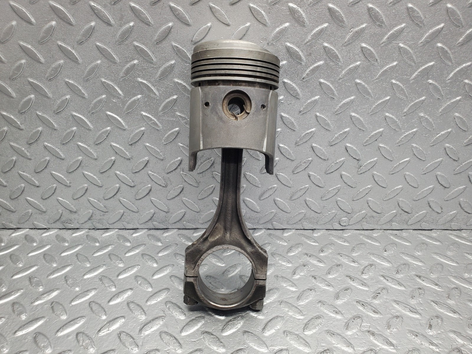 W112 piston with connecting rod used OEM