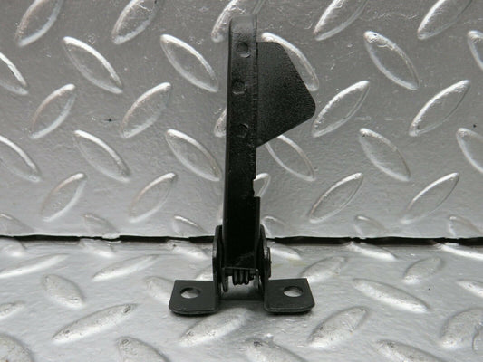 22912 Mercedes-Benz C107 450SLC Coupe Bonnet Safety Latch