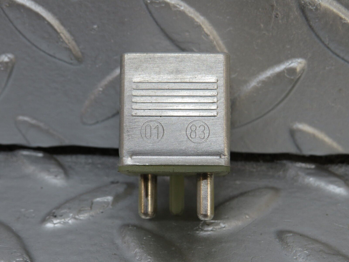 34447 Mercedes-Benz C126 380SEC Coupe Multi Purpose Relay 0015420219