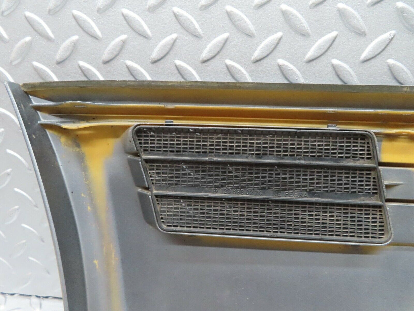 17137 Mercedes-Benz R129 300SL Coupe Front Right Fender Wing Panel 1296900240