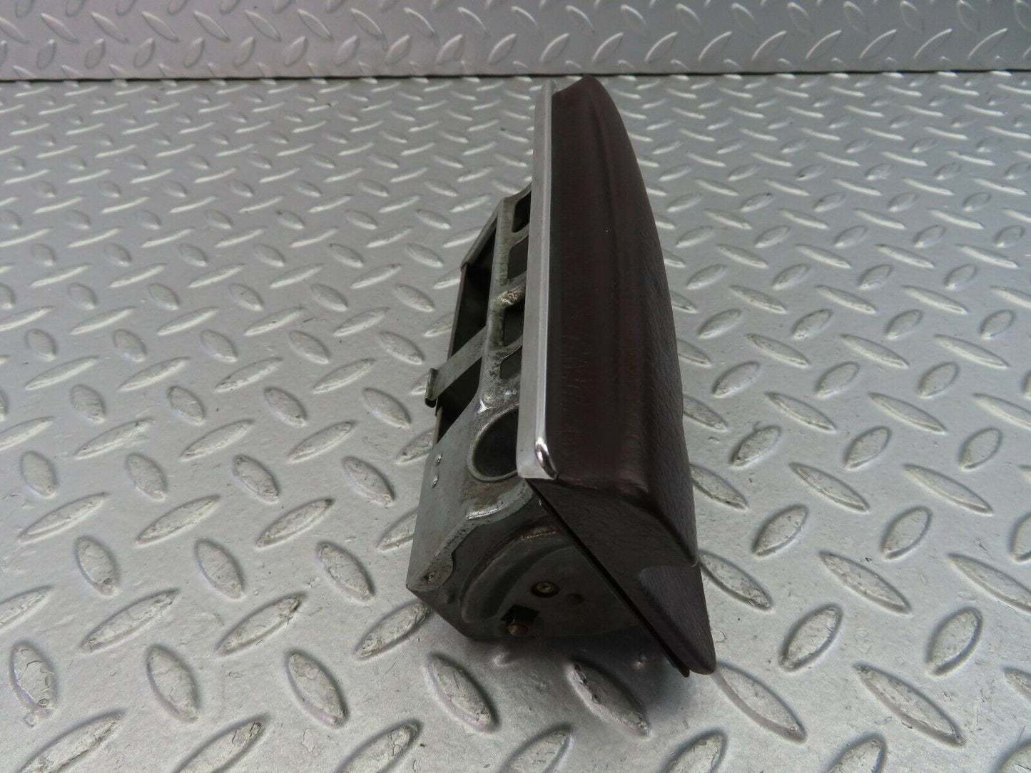 9210 Mercedes-Benz W114 Centre Console Ashtray Brown