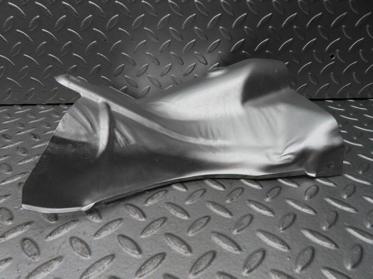 19698 Mercedes-Benz C140 CL420 Coupe Exhaust Heat Shield
