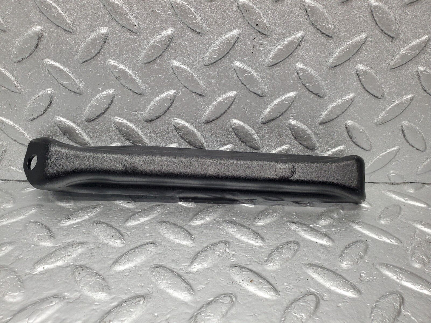 46645 Mercedes-Benz C123 280CE Coupe Air Intake Manifold Bracket