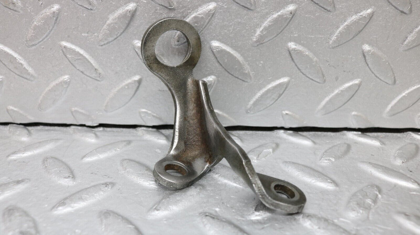 37227 Mercedes-Benz C126 420SEC Coupe Engine Lifting Eyes Hook