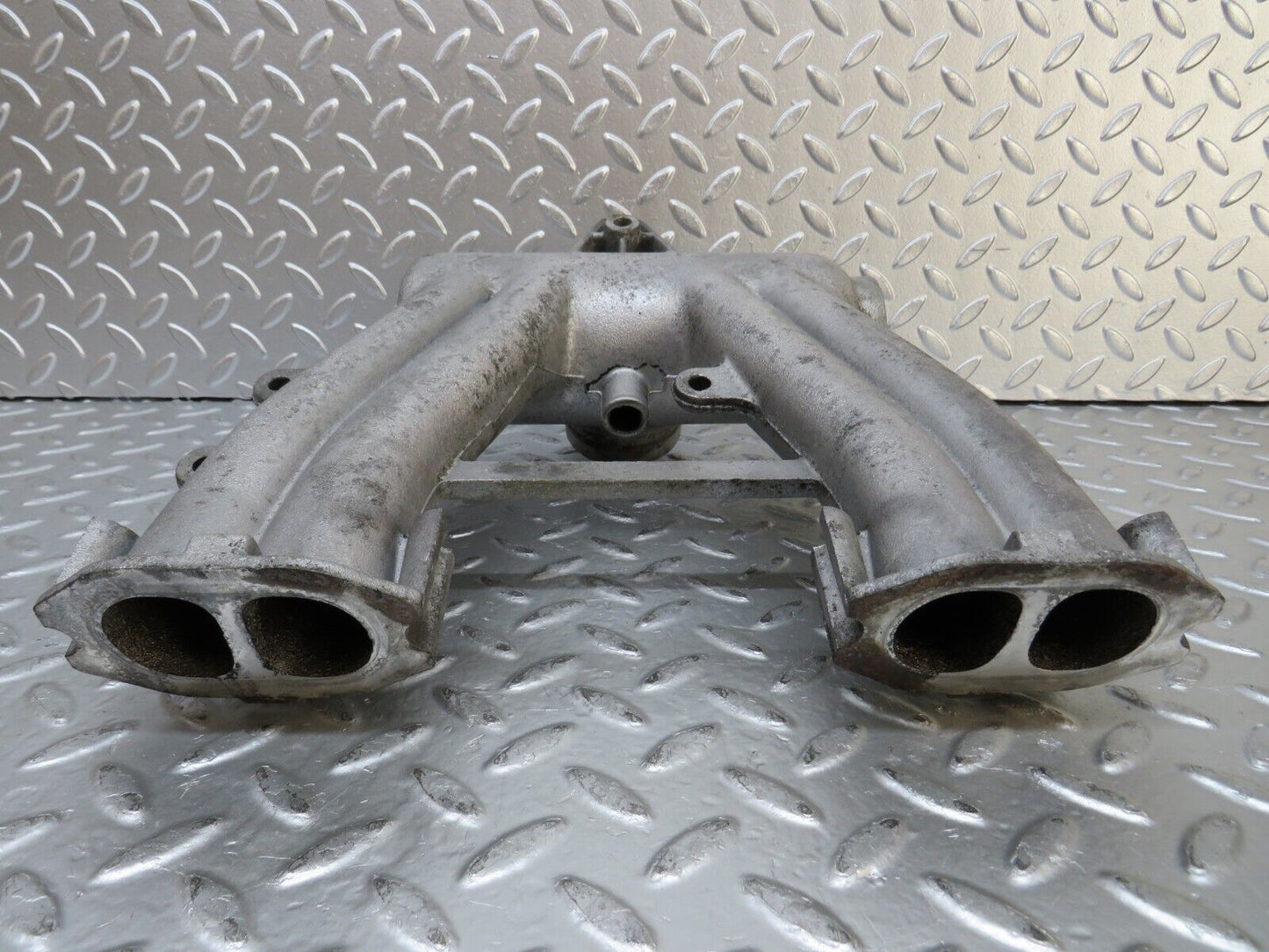 26944 Mercedes-Benz W123 240D Air Intake Manifold 6161410201