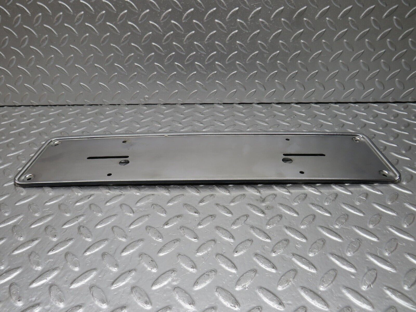 33750 Mercedes-Benz W201 190E  Rear number Plate Holder Chrome