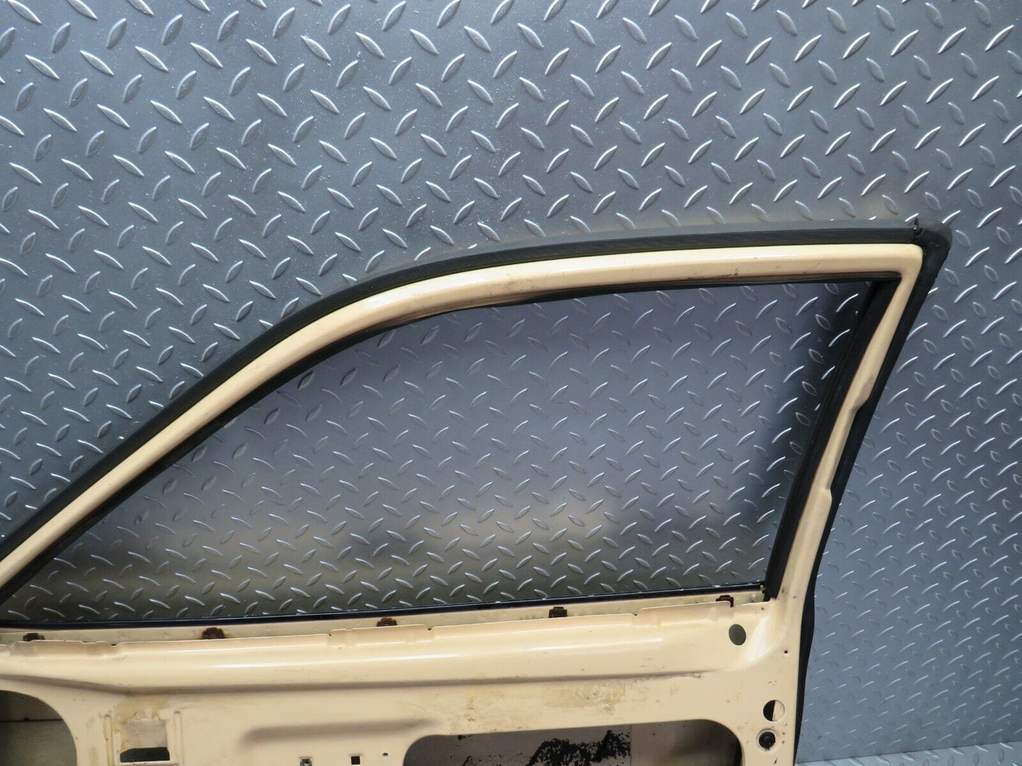 30036 Porsche 924 Right Door