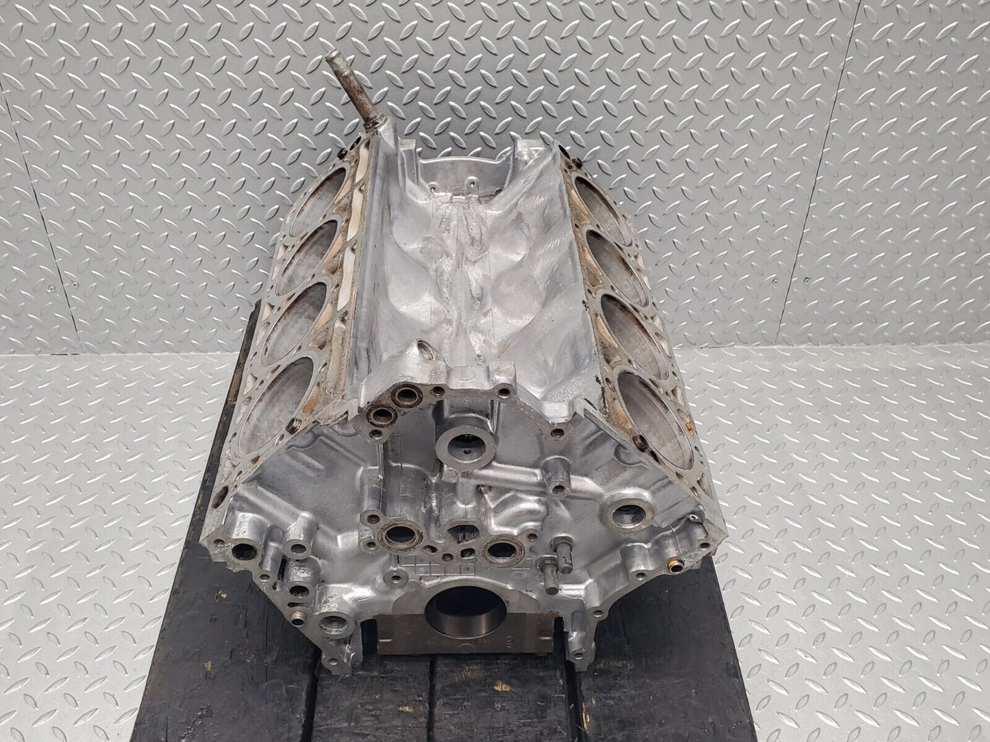 46291 Mercedes-Benz W126 420SE Engine Block 116.695 1160112901