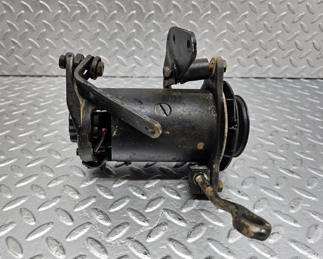 1479 Mercedes-Benz W120 Ponton DC Dynamo Bosch LJ/GEG 160/12/2500