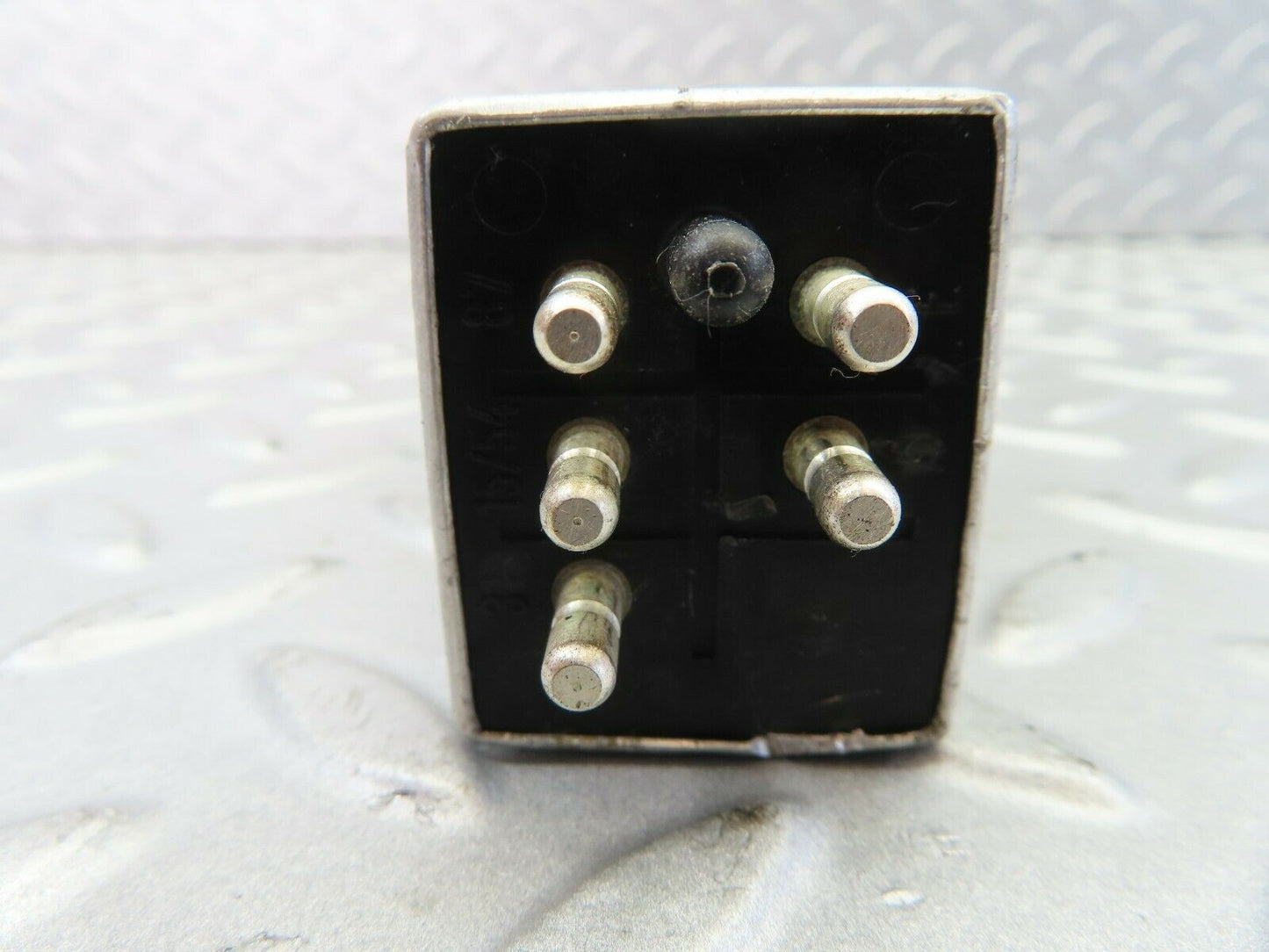7444 Mercedes-Benz W116 450SE Heated Window Relay 1078200010