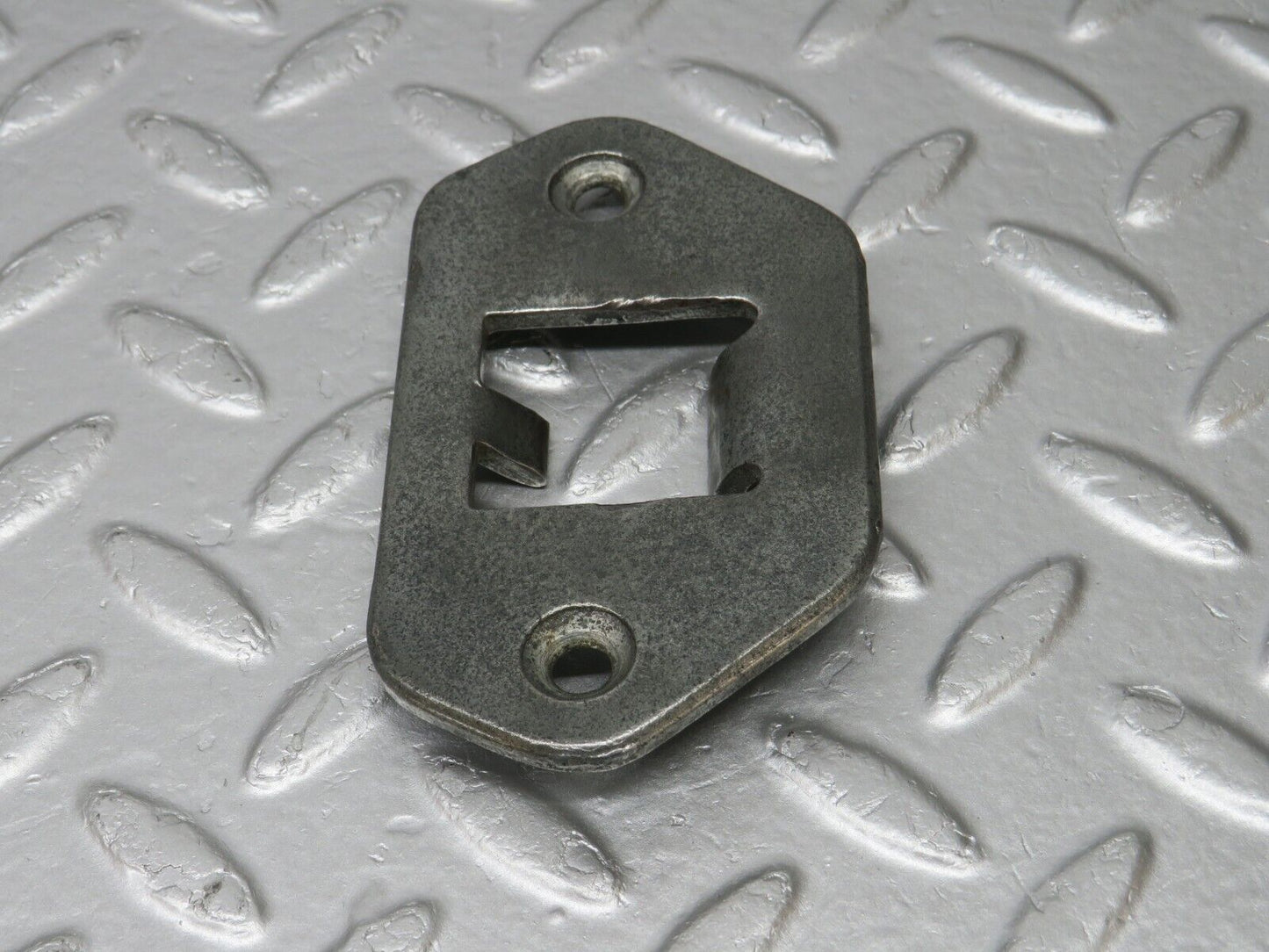 40291 Mercedes-Benz W110 230 Bonnet Lock Latch
