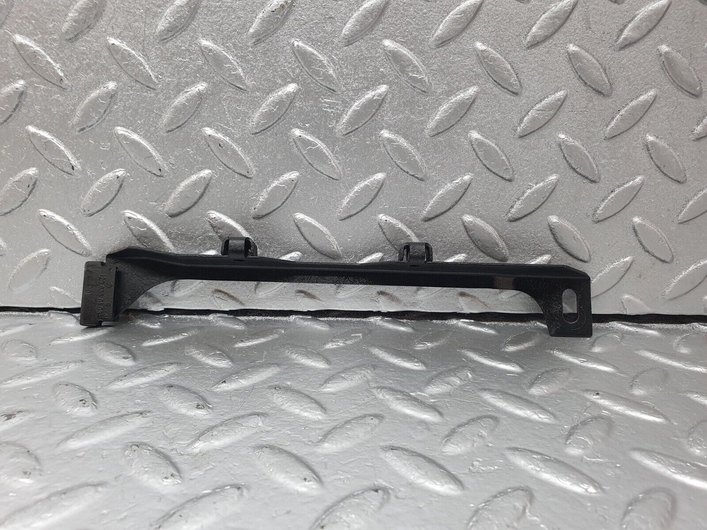 42607 Mercedes-Benz R129 320SL Coupe Air Condition Radiator Fan Bracket 1298350193