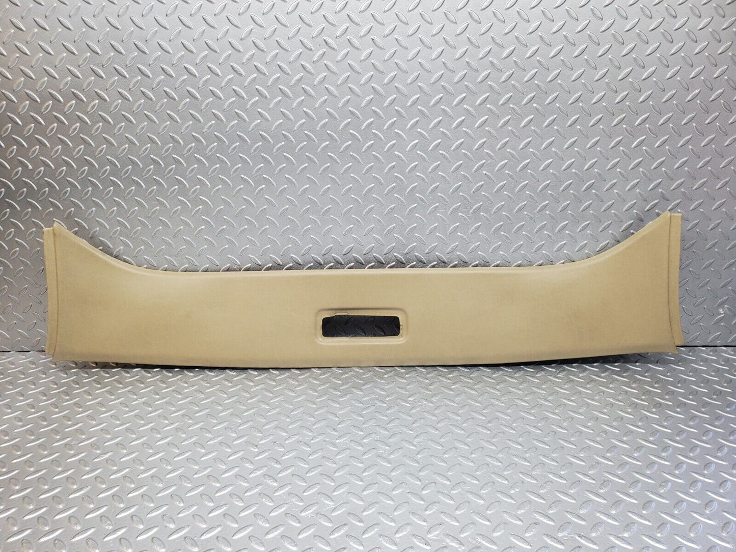 45769 Mercedes-Benz W126 420SE Rear Headlining Roof Panel Beige