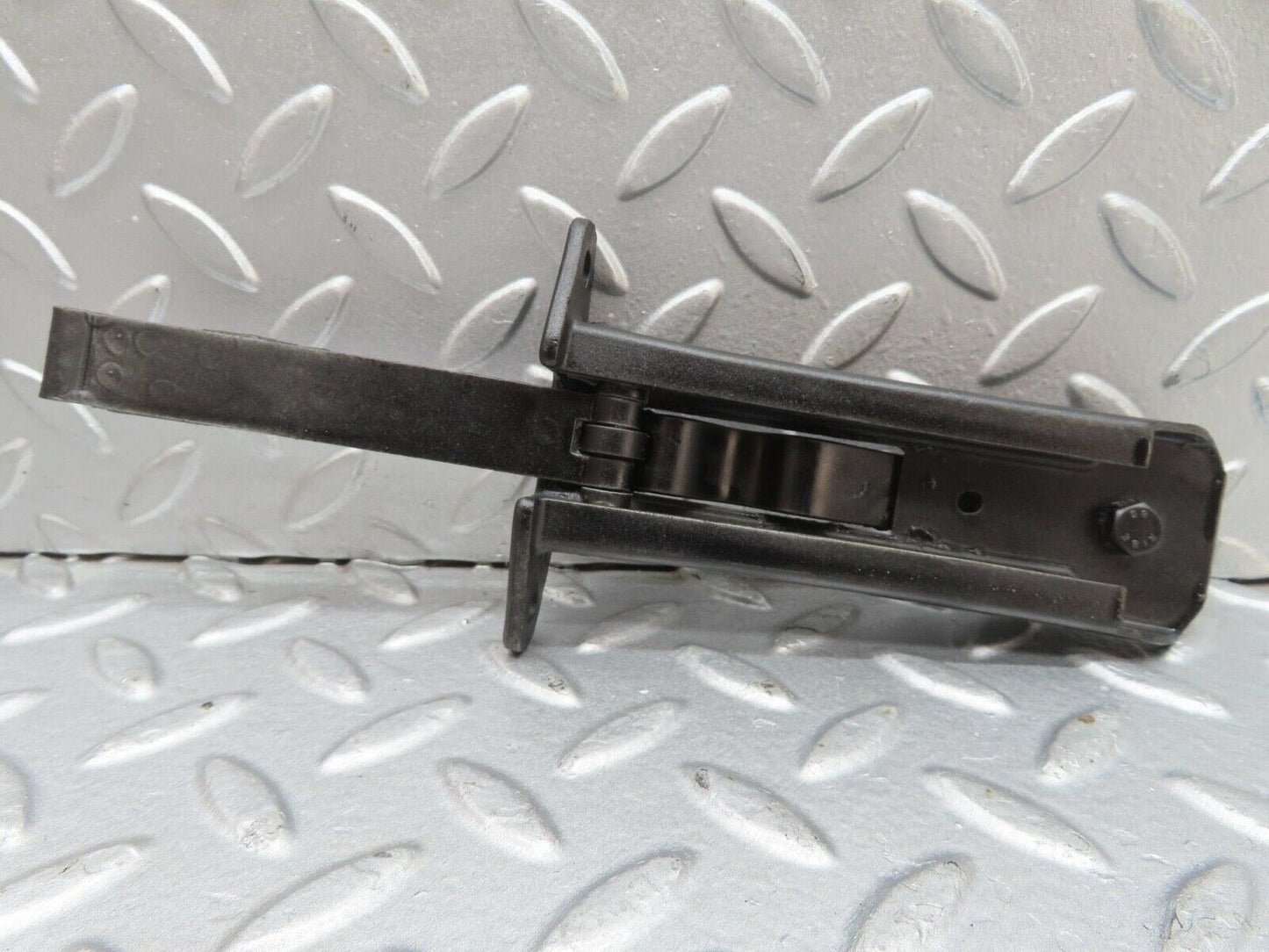 13068 Mercedes-Benz W111 220S Door Safety Check Strap 1107230127