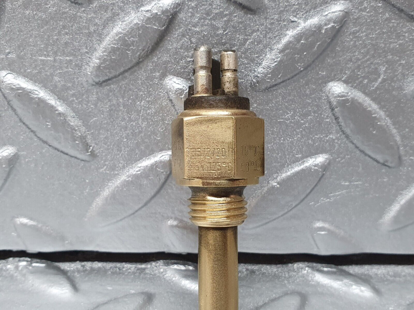 41338 Mercedes-Benz C107 350SLC Coupe Coolant Temperature Sensor VDO