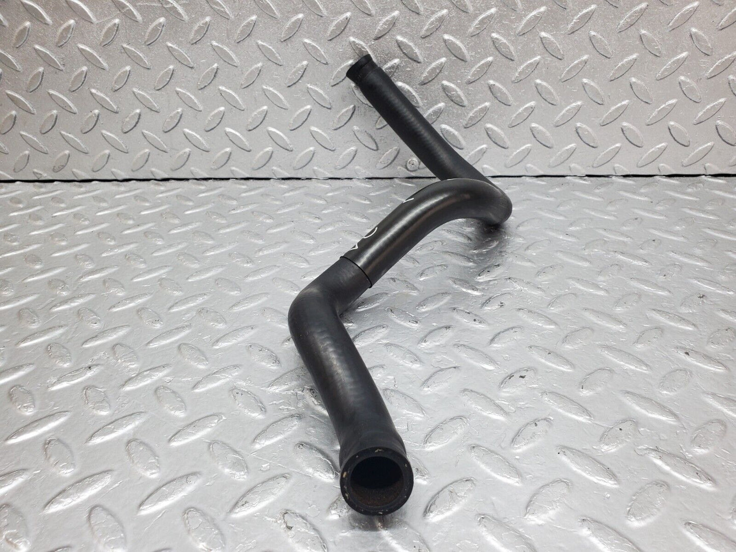 44747 Mercedes-Benz W124 220E Radiator Hose Pipe 1248306296