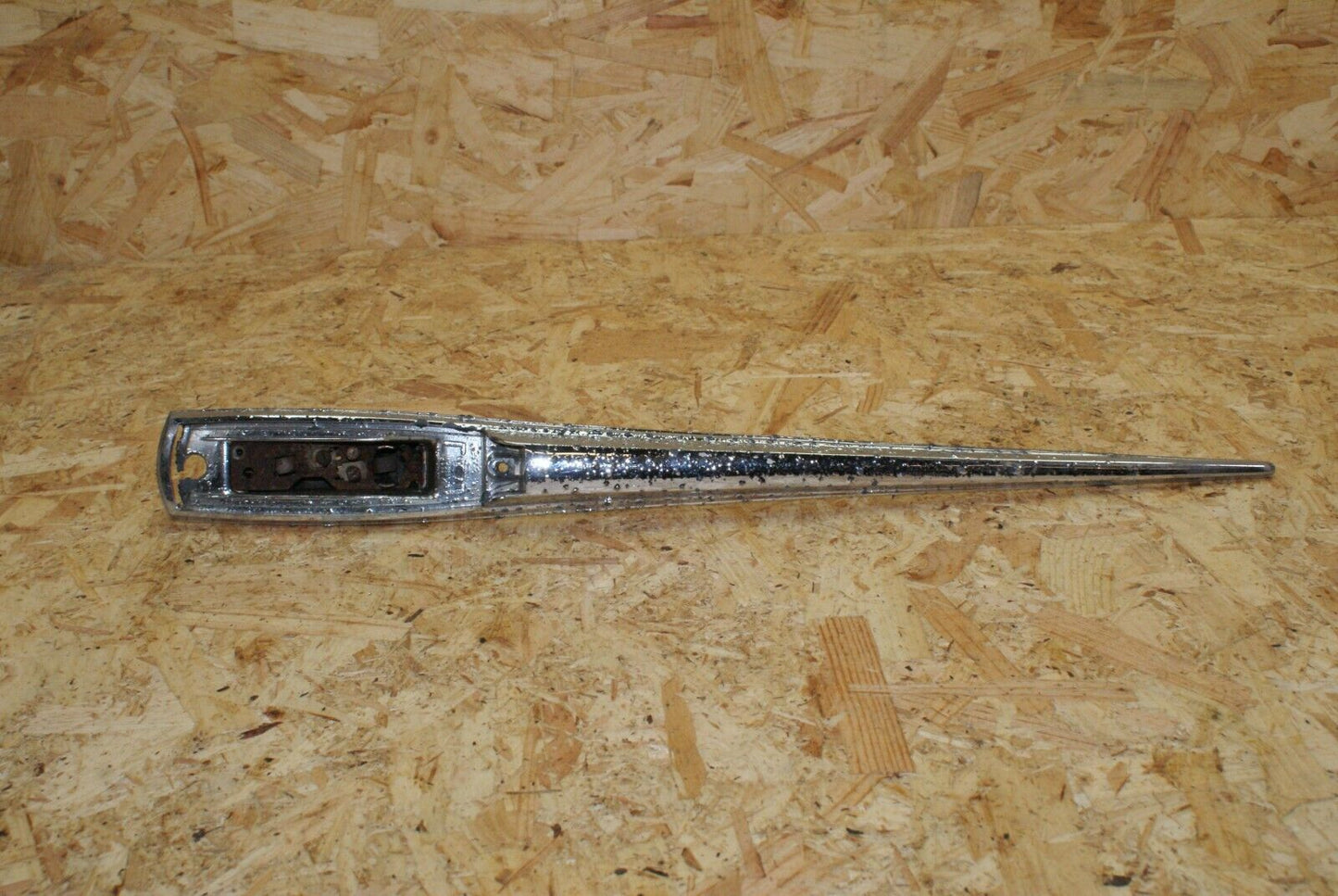2292 Mercedes-Benz W105 219 PONTON Top Fender Chrome  K13243