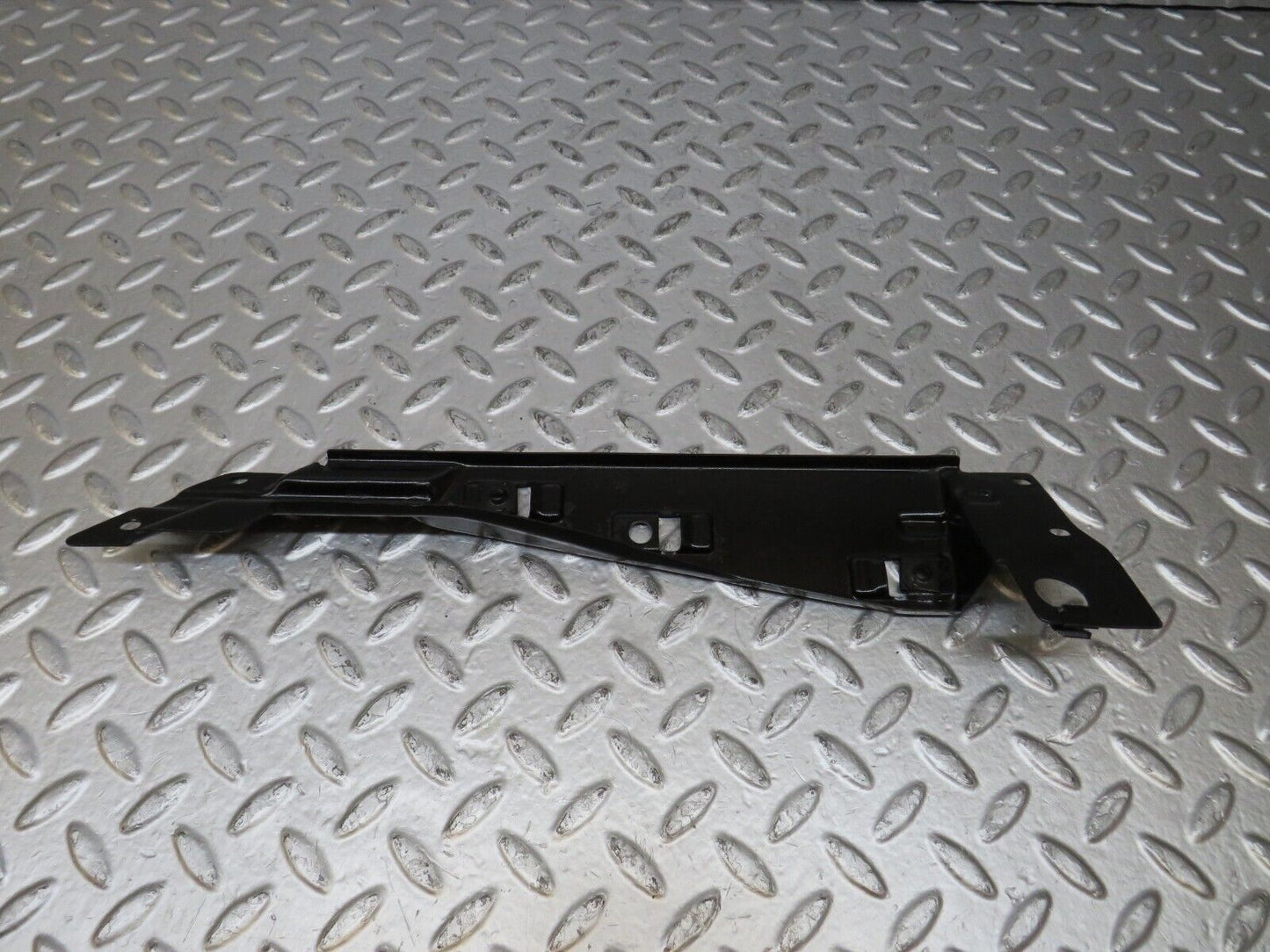 26507 Mercedes-Benz C124 220CE Coupe Rear Window Channel Support Left Side