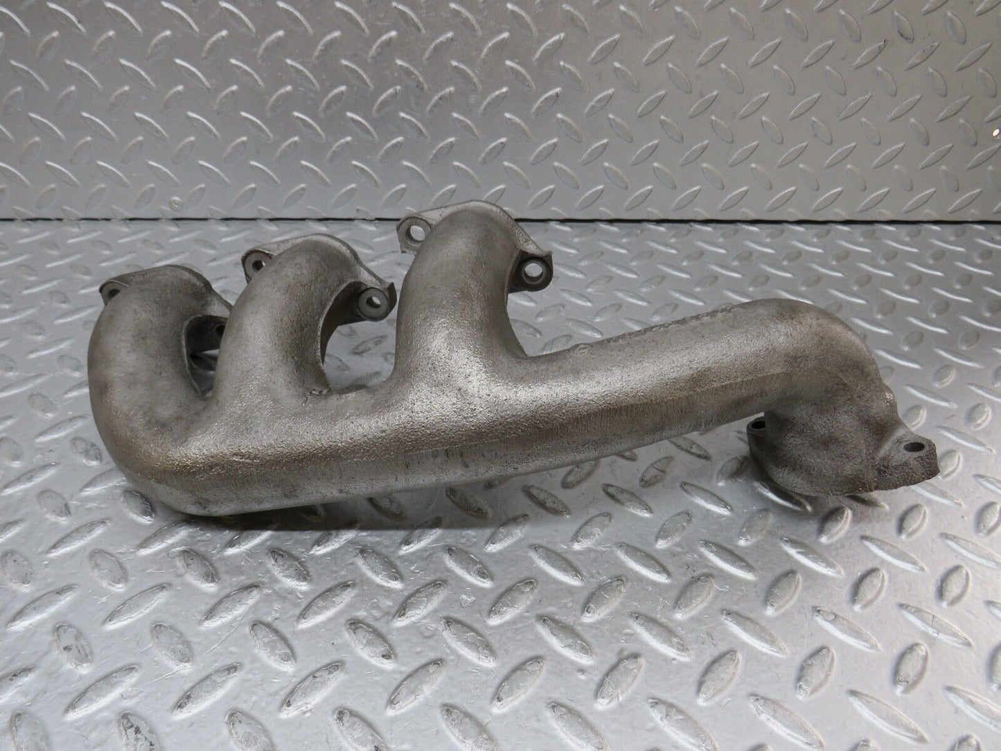 35563 Mercedes-Benz R107 280SL Coupe Exhaust Manifold 4-6 1101429502
