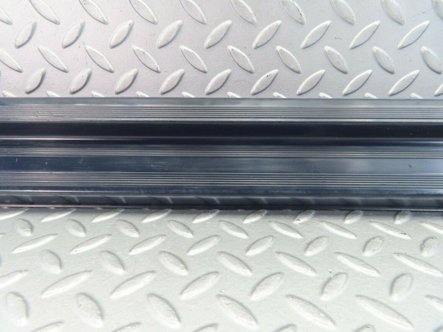 9407 Mercedes-Benz C124 300CE Coupe Left Door Sill Blue