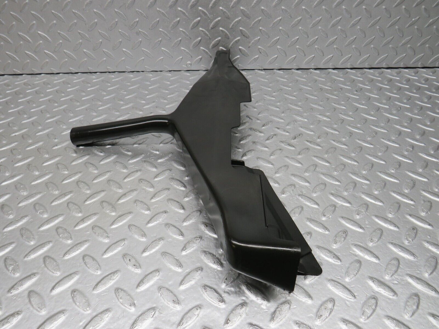 39338 Mercedes-Benz R129 320SL Coupe Windscreen Drain Channel Right 1296280273
