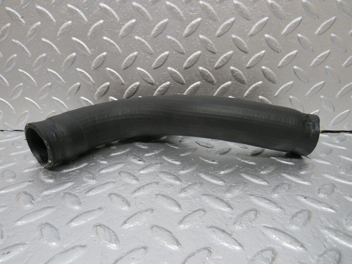 34634 Mercedes-Benz C126 380SEC Coupe Radiator Hose Pipe 1265012082