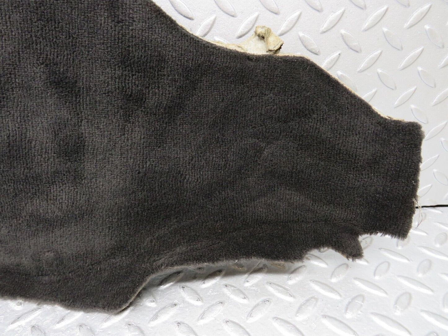 37936 Mercedes-Benz A124 320E Cabriolet Centre Console Carpet Left Side Black