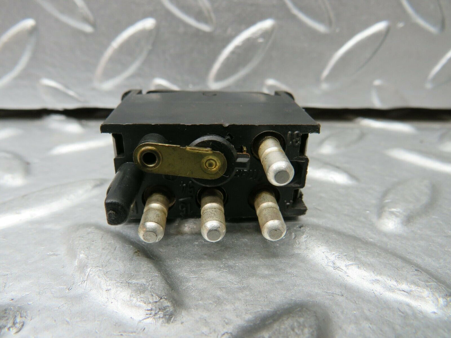 23157 Mercedes-Benz C123 230CE Coupe Rear Window Defroster Switch 0008206110