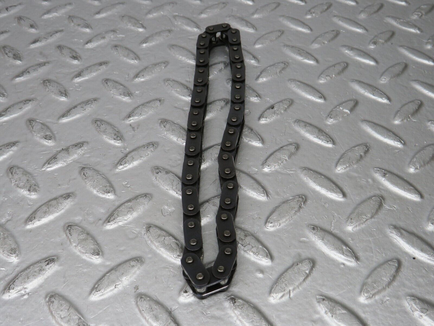 32821 Mercedes-Benz C107 R107 350 V8 Oil Pump Chain