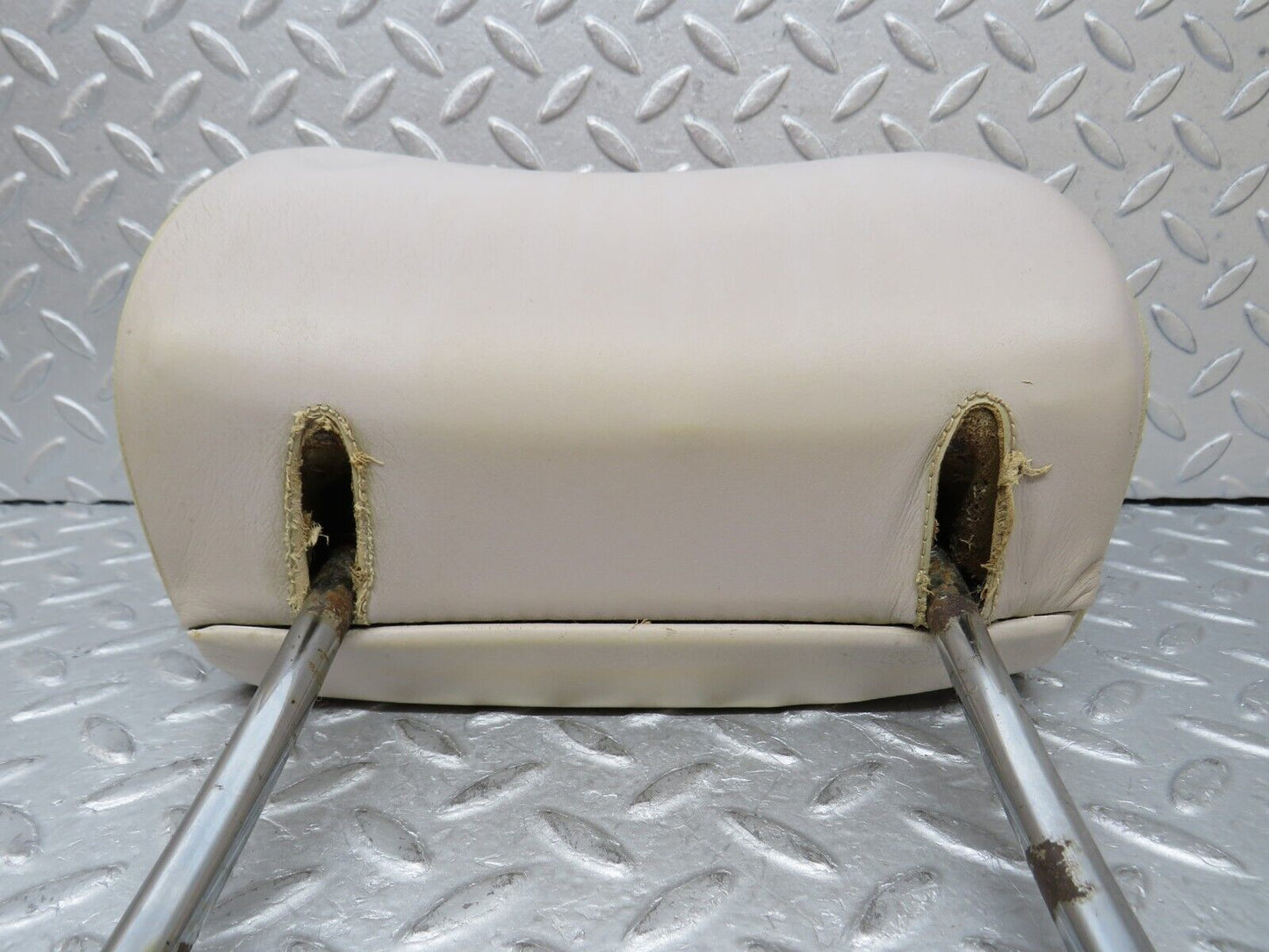 35630 Mercedes-Benz R107 280SL Front Seat Headrest