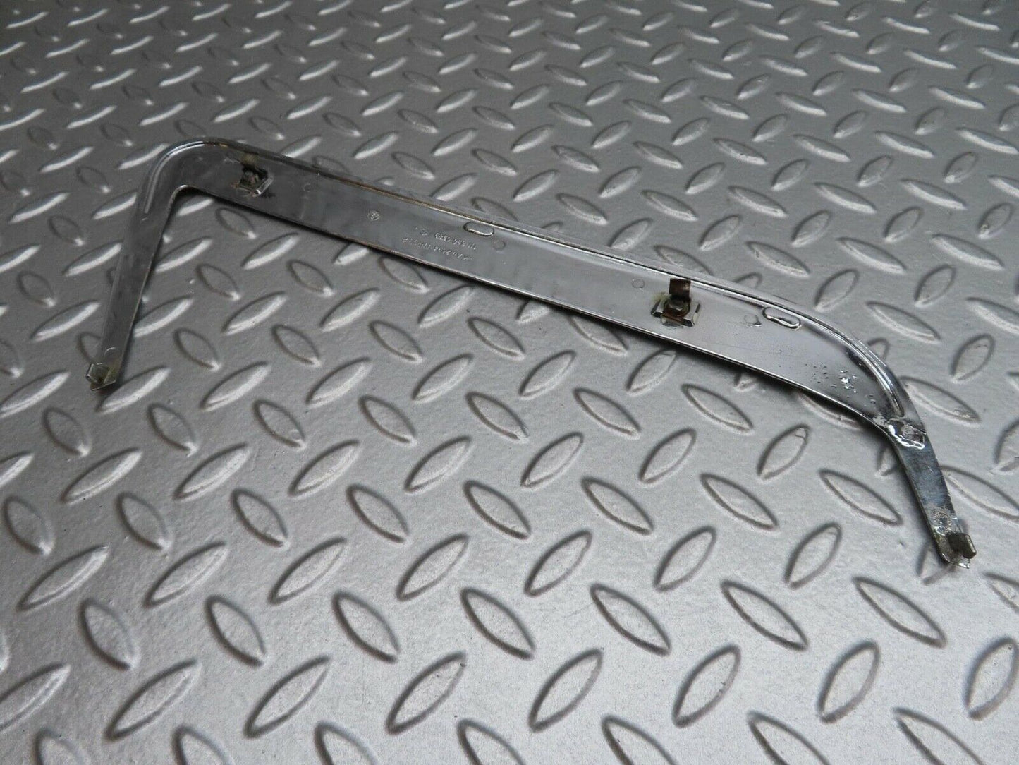 13070 Mercedes-Benz W111 220S C Pillar Chrome Trim Left Side 1116900389
