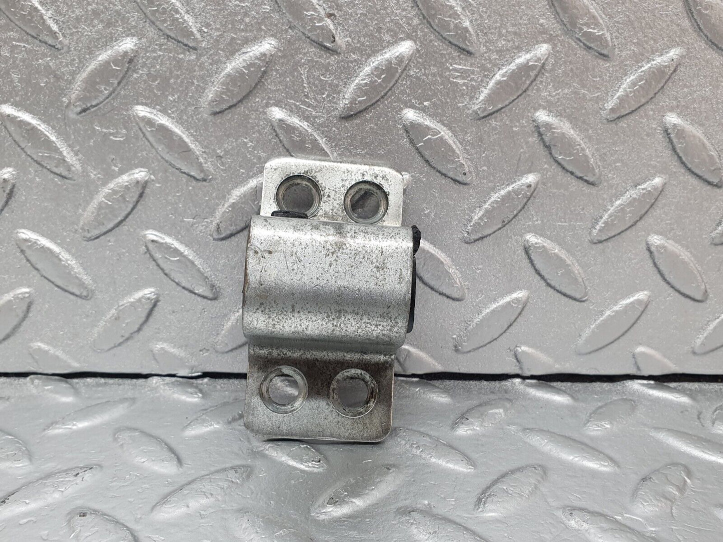 43979 Mercedes-Benz C123 230CE Coupe Right Door Lock Latch