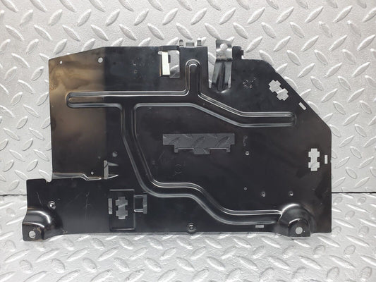 45629 Mercedes-Benz W126 420SE Left Footwell Relay Holder Bracket