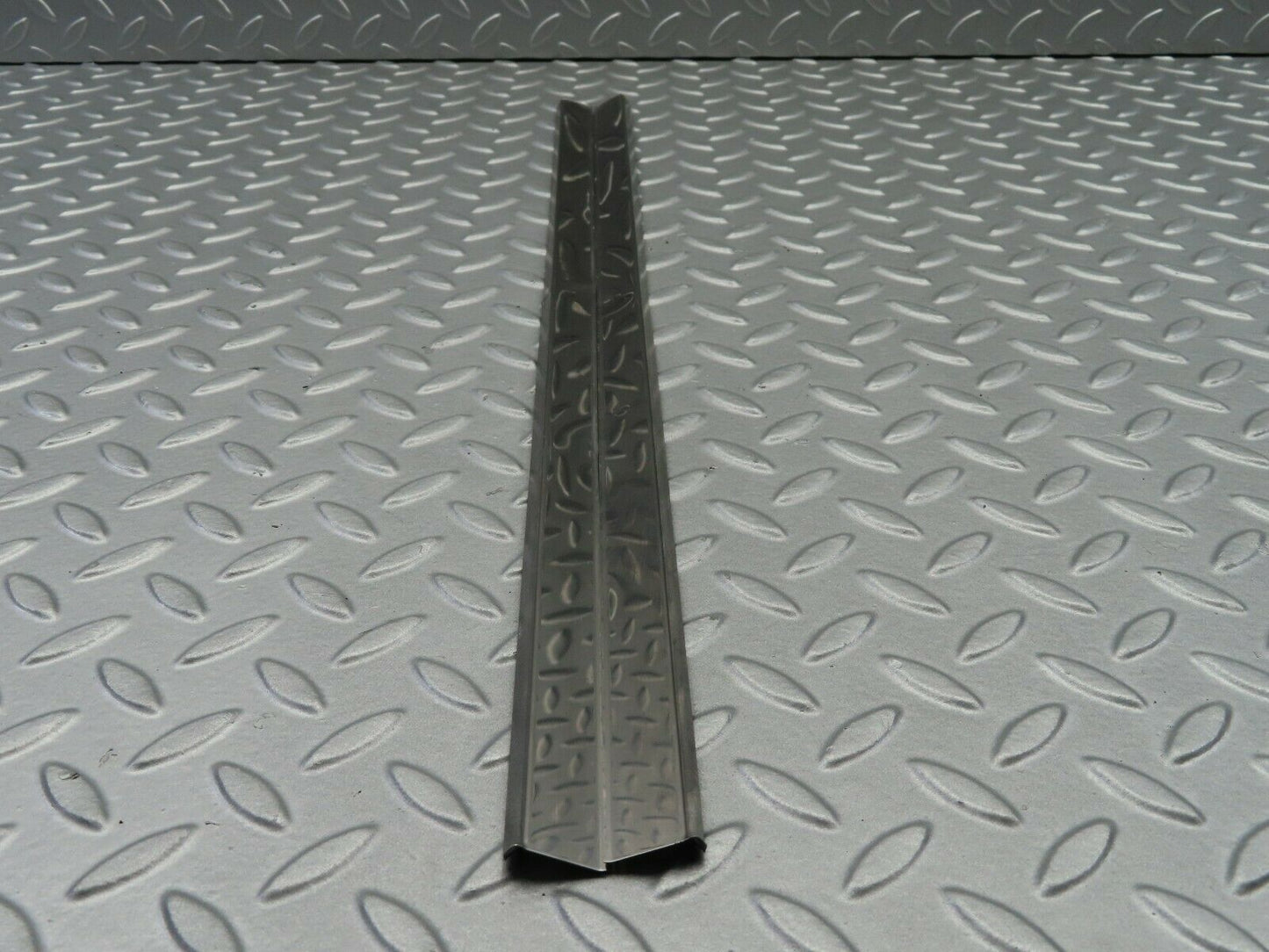 6847 Mercedes-Benz S124 E220 Wagon Sunroof Sliding Guide Rail Left And Right