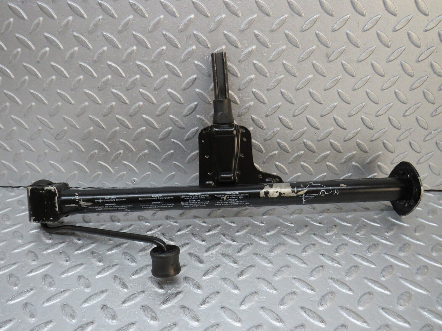 37970 Mercedes-Benz A124 320E Cabriolet Car Jack 1245830115