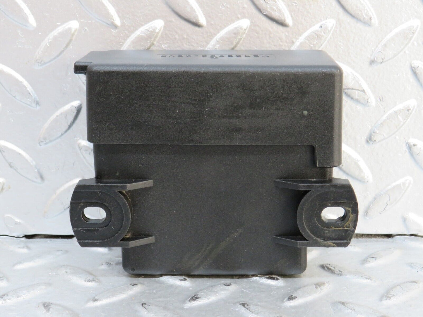 28340 Mercedes-Benz S123 240D Wagon Glow Plug Relay 0015459732 0005454145