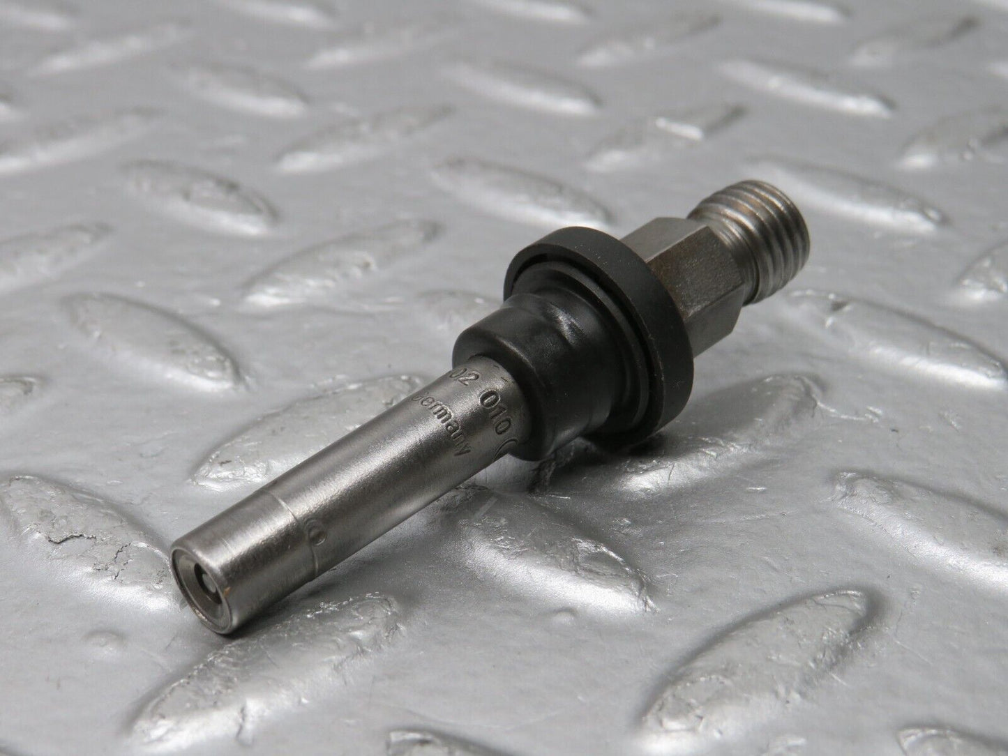 32704 Mercedes-Benz S124 300TE Wagon Fuel Injector Bosch 0437502010