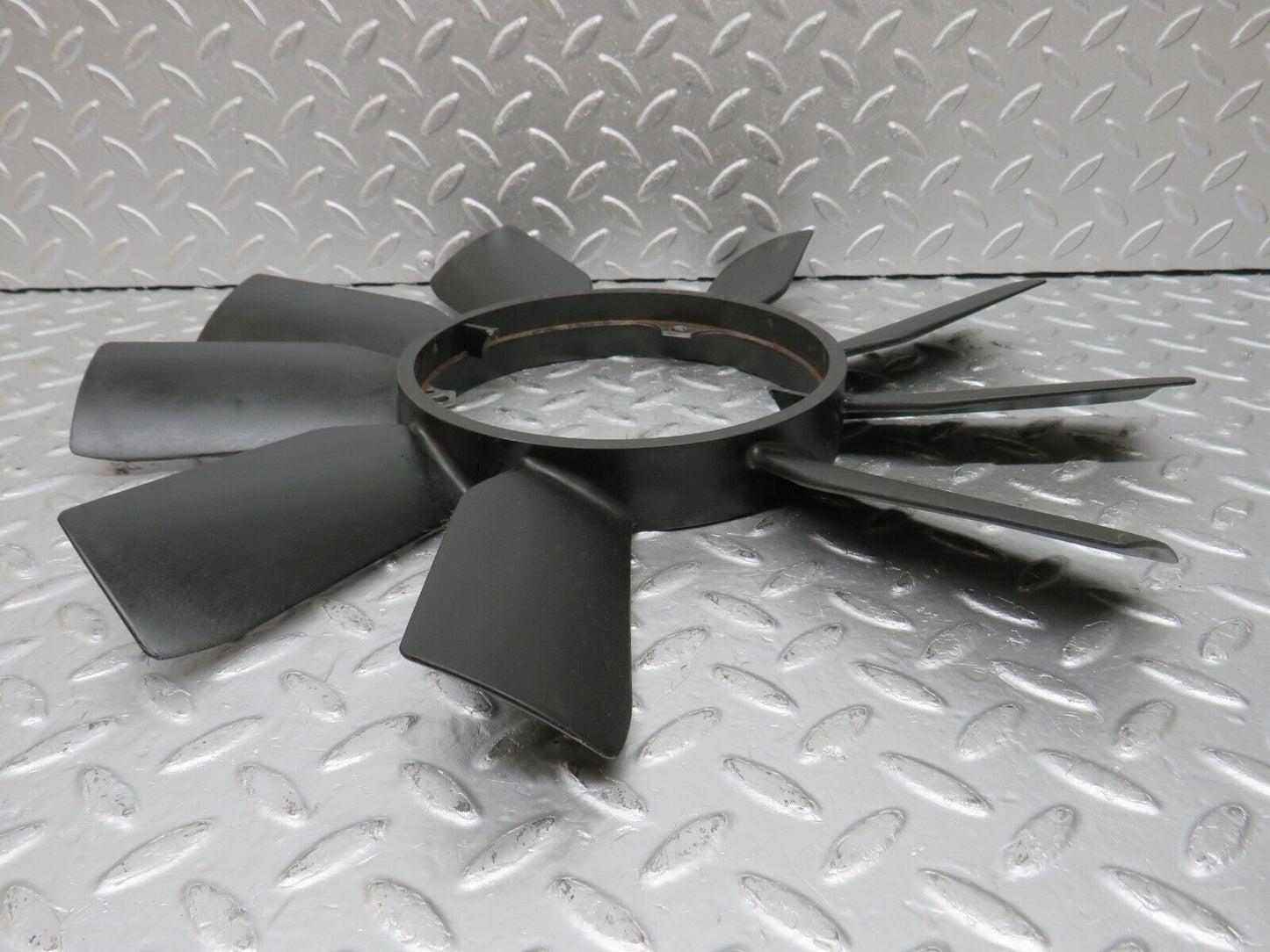 33424 Mercedes-Benz W202 C180 Engine Cooling Fan 1112000023