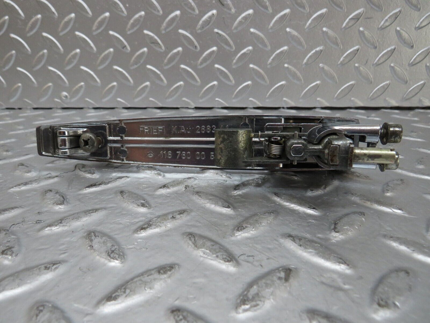 26082 Mercedes-Benz W116 450SE Chrome Door Handle Rear Right No Key 1167600059