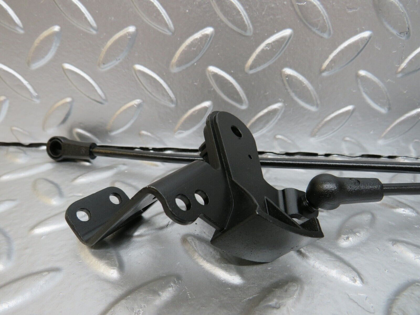 25380 Mercedes-Benz W201 190D Throttle Linkage