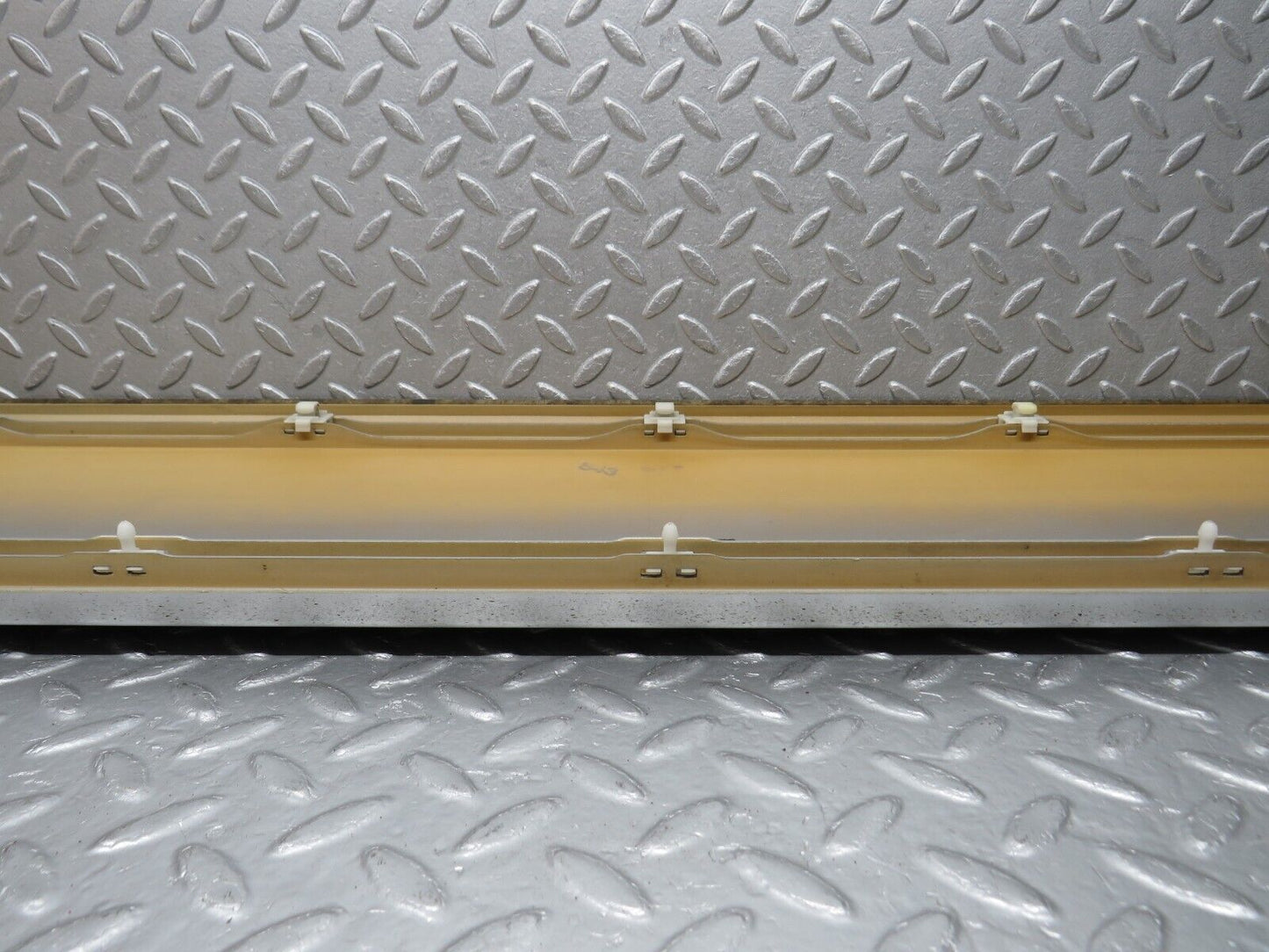 39380 Mercedes-Benz R129 320SL Coupe Left Door Lower Moulding Trim 1296902140